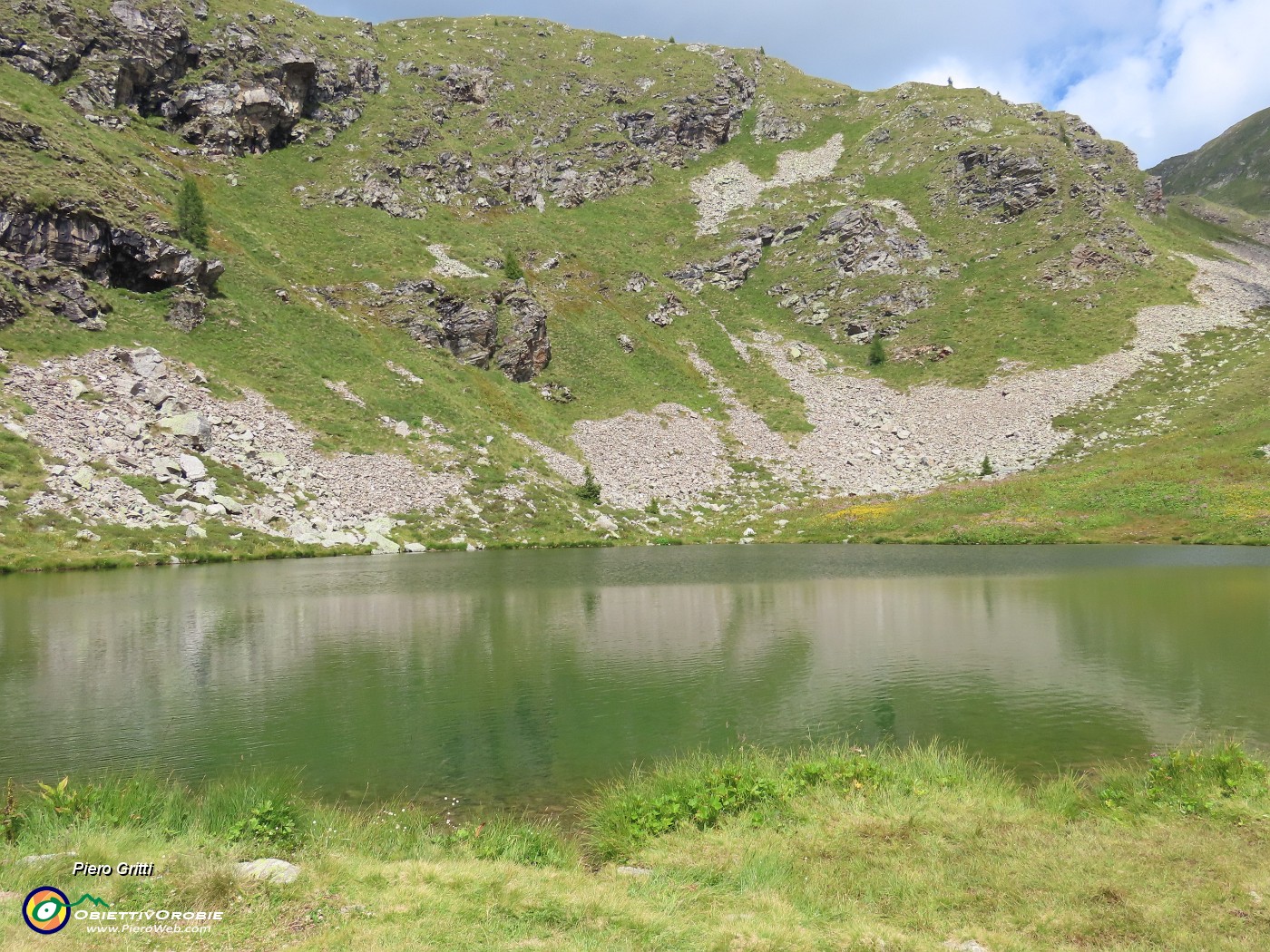 65 Ed eccoci al Lago delle trote (2109 m).JPG